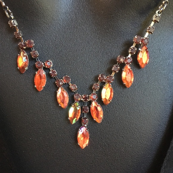 Jewelry - VTG Necklace, Bracelet & Earrings